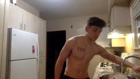 sexylax69  04-04-2022
